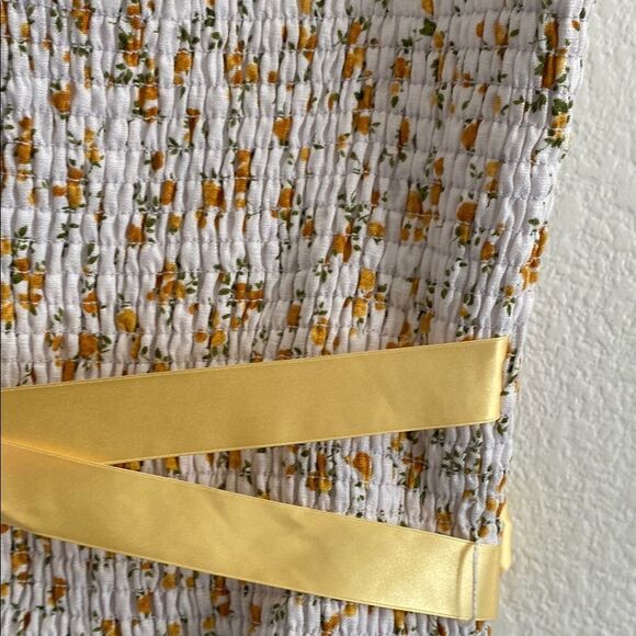 Reformation Miles Floral Yellow & White Ribbon Wrap Smocked Linen Dress Large - Picture 4 of 10